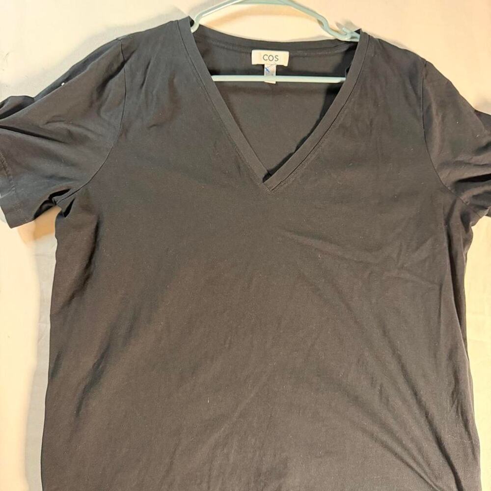 Bundle 2 shirts